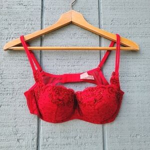 RARE y2k Victoria's Secret Beaded Lace Embellished Bra size 36B Red